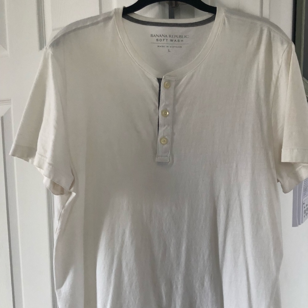 Banana republic short sleeve white Henley